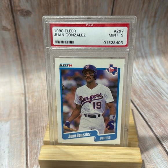 1990 Fleer Juan Gonzalez #297 PSA Mint 9 Baseball Card Item #ME532 - Picture 2 of 3